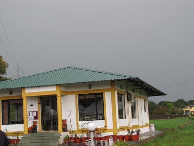 Derra Camp And Resort Jhājra Екстериор снимка